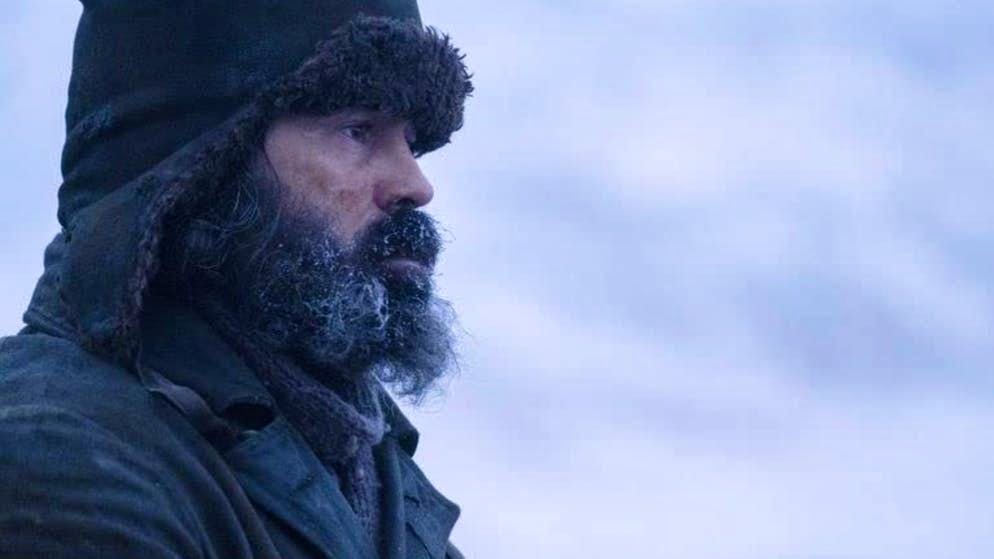 Colin Farrell contro il mare mosso: in