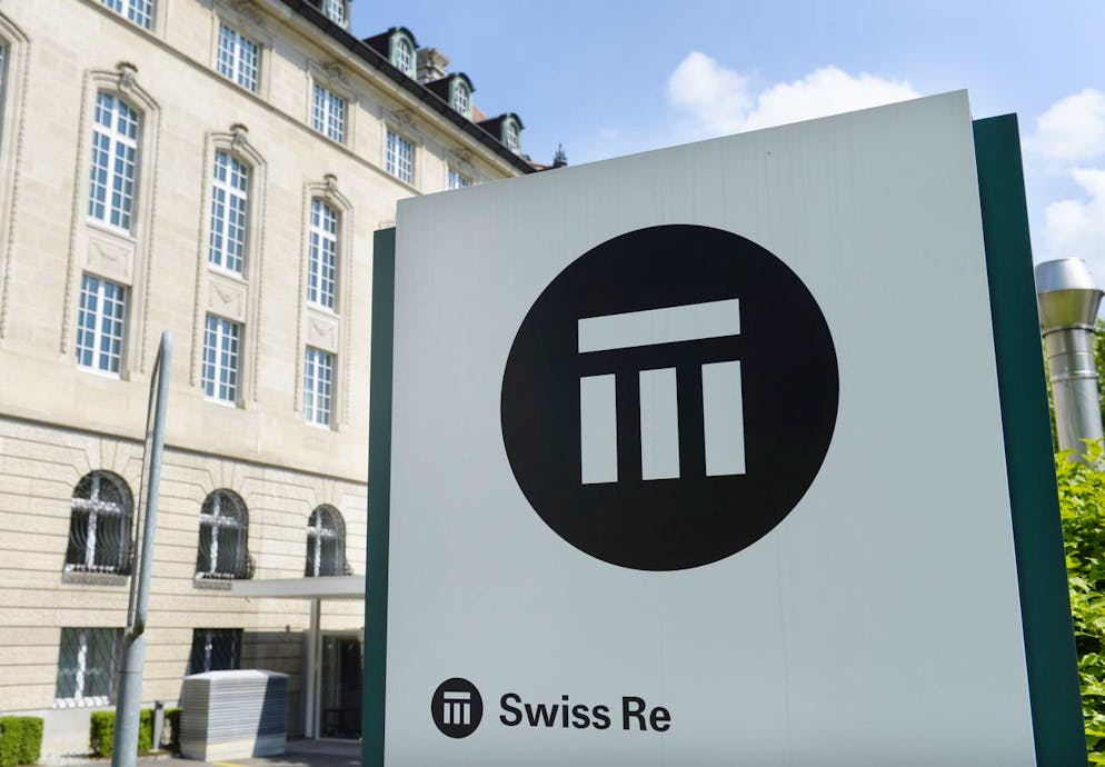 ARCHIVBILD ZUM UMSATZ VON SWISS RE IM DRITTEN QUARTAL, AM FREITAG, 29. OKTOBER 2021 - Das Logo des Rueckversicherers Swiss Re, aufgenommen am Donnerstag, 24. April 2014, in Zuerich. (KEYSTONE/Steffen Schmidt)