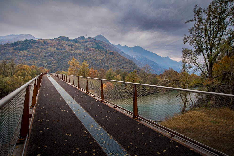 Inaugurazione della passerella ciclopedonale Gorduno-Castione. Nella foto una veduta della nuova passerella ciclopedonale che collega Castione e Gorduno.© Ti-Press / Pablo Gianinazzi