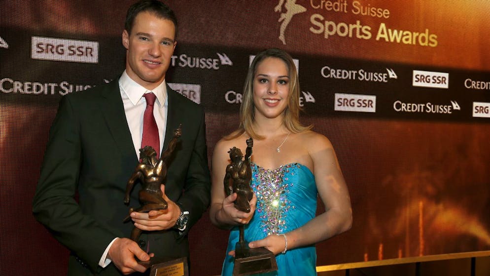 Die Sportler des Jahres Dario Cologna, links, und Giulia Steingruber, rechts, an den Credit Suisse Sports Awards am Sonntag, 15. Dezember 2013, in Zuerich. (PHOTOPRESS/Alexandra Wey)