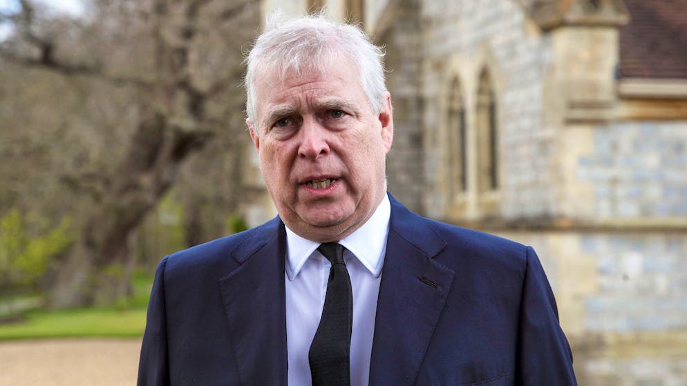 Schuldspruch wegen Missbrauchs für Ghislaine Maxwell. Auch der britische Prinz Andrew steht im Visier der Justiz.