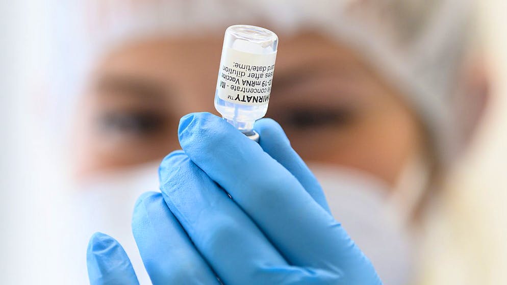 Durante la settimana della vaccinazione, il Cantone dei Grigioni spera di convincere cinque persone indecise su sei a farsi vaccinare contro il Covid-19. (foto d'archivio)