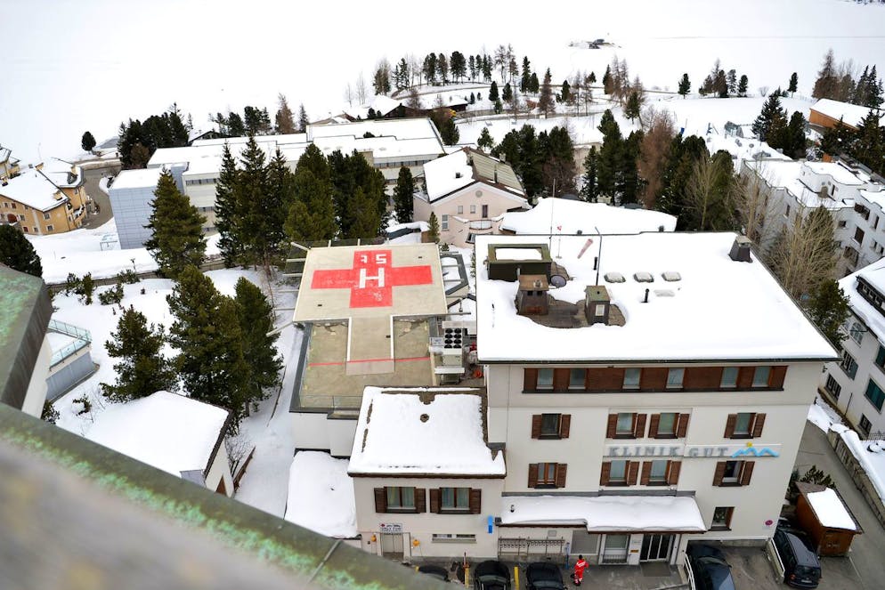 Nella foto la clinica Gut a St. Moritz.