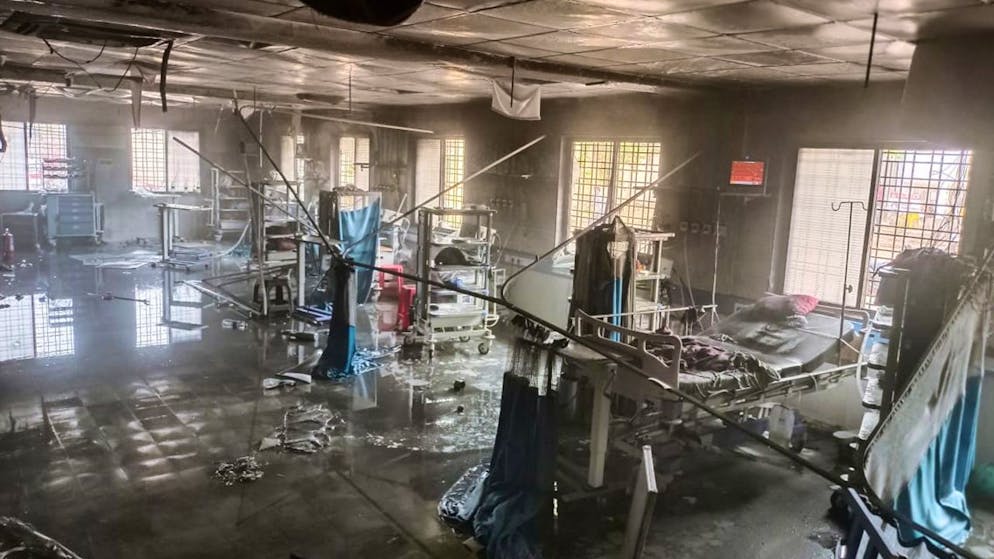 L'ennesimo rogo ha colpito un ospedale indiano. Immagine d'archivio di un recente incendio.