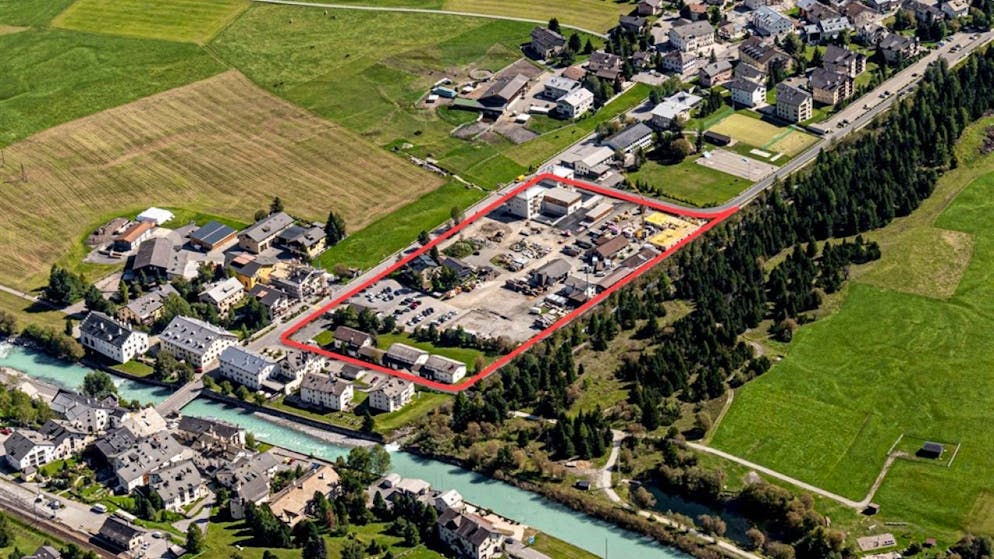 Ora nella zona incorniciata di rosso a La Punt Chamues-ch potrà essere costruito il centro "InnHub".