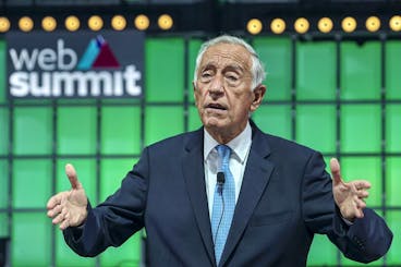 epa09564009 Portuguese President, Marcelo Rebelo de Sousa, speaks during the last day the 2021 Web Summit, in Lisbon, Portugal, 04 November 2021. More than 40,000 participants take part in the 2021 Web Summit, considered the largest event of startups and technological entrepreneurship in the world, that takes place from 01 to 04 November. EPA/MARIO CRUZ