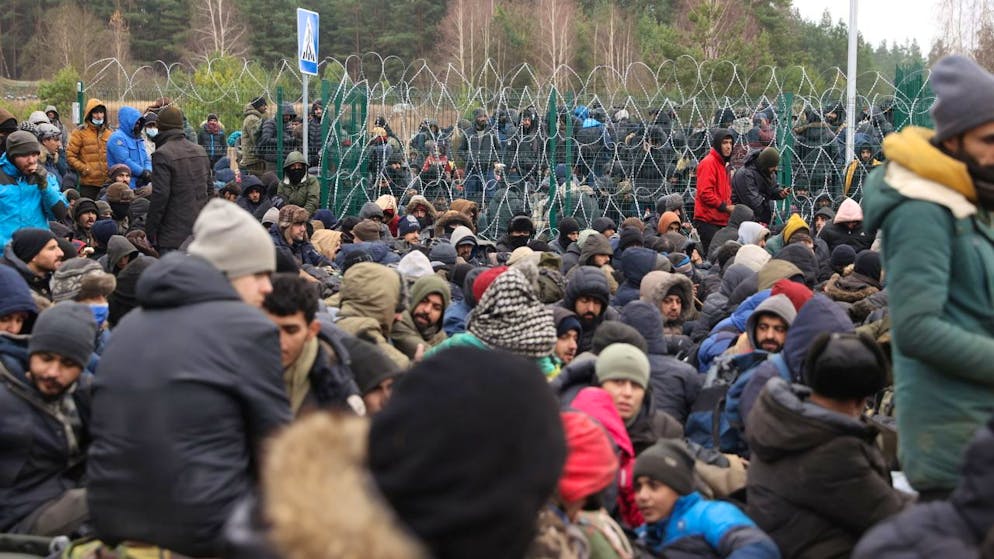 Migranti al confine tra BIelorussia e Polonia