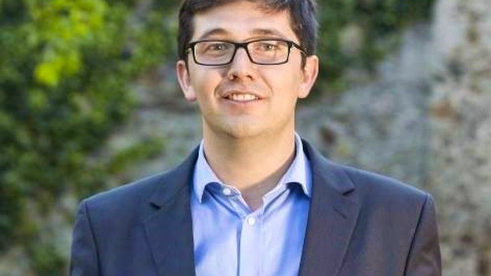 Il musicista Omar Iacomella di Piuro (Italia) chiamato alla promozione della lingua e della cultura italiana in Engadina.