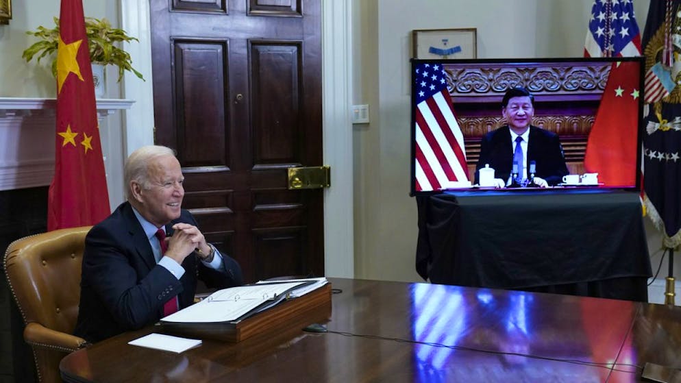 Il presidente americano Joe Biden a colloquio con il suo omologo cinese Xi Jinping.