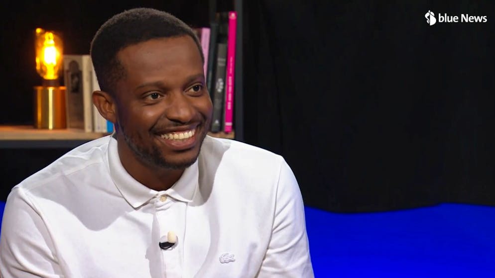 Komiker Charles Nguela. «Schweizerdeutsch ist so unlogisch»