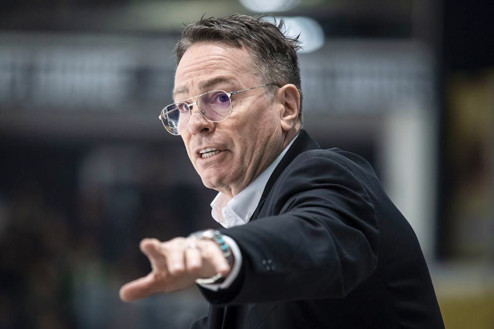 Lugano's Head Coach Chris McSorley, during the preliminary round game of National League (NLA) Swiss Championship 2021/22 between HC Lugano against Geneve Servette HC at the ice stadium Corner Arena in Lugano, Switzerland, Saturday, October, 30, 2021. (KEYSTONE/Ti-Press/Pablo Gianinazzi)
