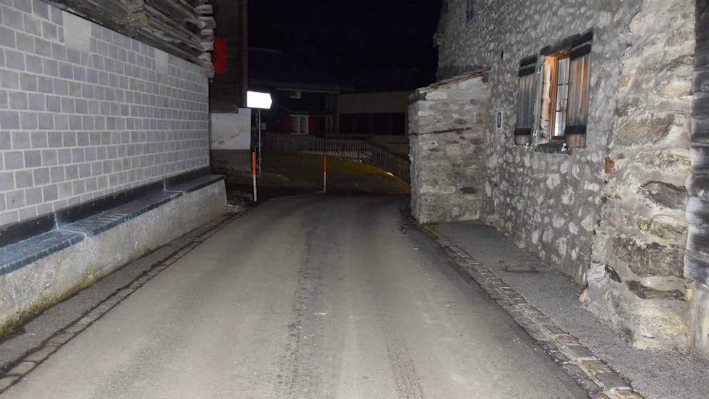 Il luogo dell'incidente: un 17enne è rimasto gravemente ferito (foto Polizia cantonale grigionese)