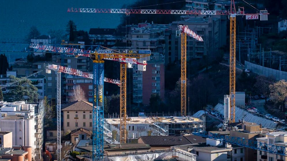 La società costruiva edifici residenziali in Svizzera (© Ti-Press / Pablo Gianinazzi)