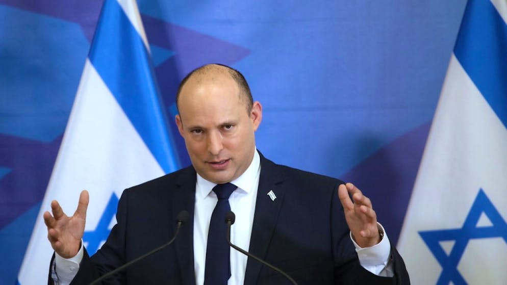 Ieri sera il premier Naftali Bennett ha affermato che bisogna "usare prudenza e limitare al minimo i rischi fino a quando ne sapremo di più".