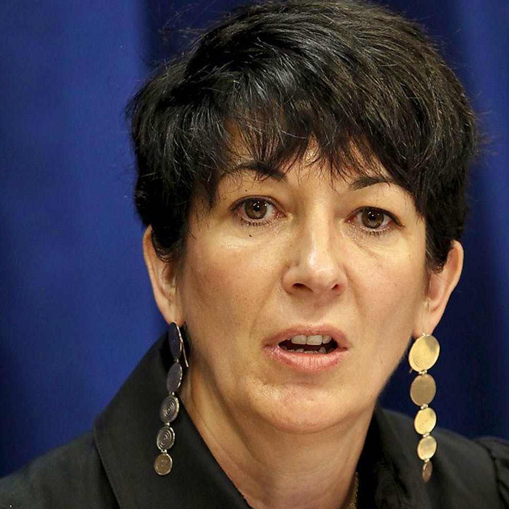La complice d'Epstein. Ghislaine Maxwell refuse de répondre aux questions du Congrès