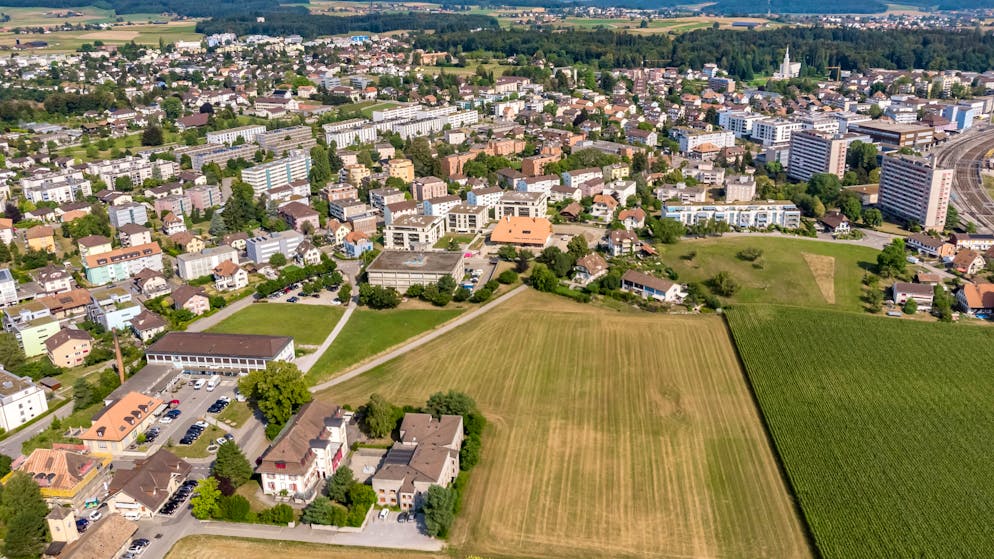 Luftaufnahme mit einer Drohne von Zollikofen, Schweiz, Mittwoch, 8. August 2018. (KEYSTONE/Thomas Hodel)
