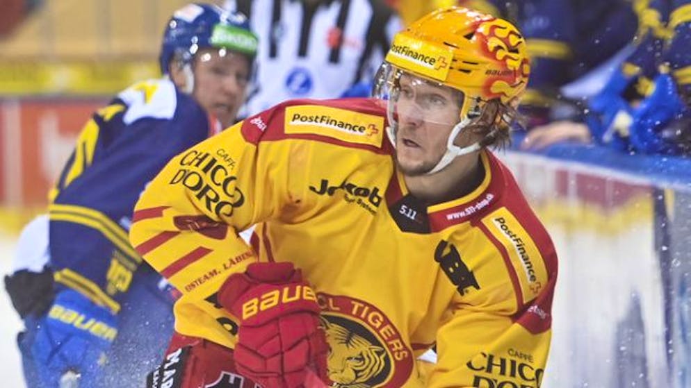 Jesper Olofson führt Langnau in Davos zu einem überraschenden 6:1-Kantersieg.