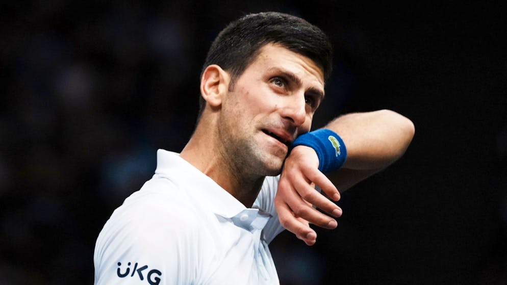 La présence de Novak Djokovic, non-vacciné contre le covid-19, à l'Open d'Australie est incertaine.