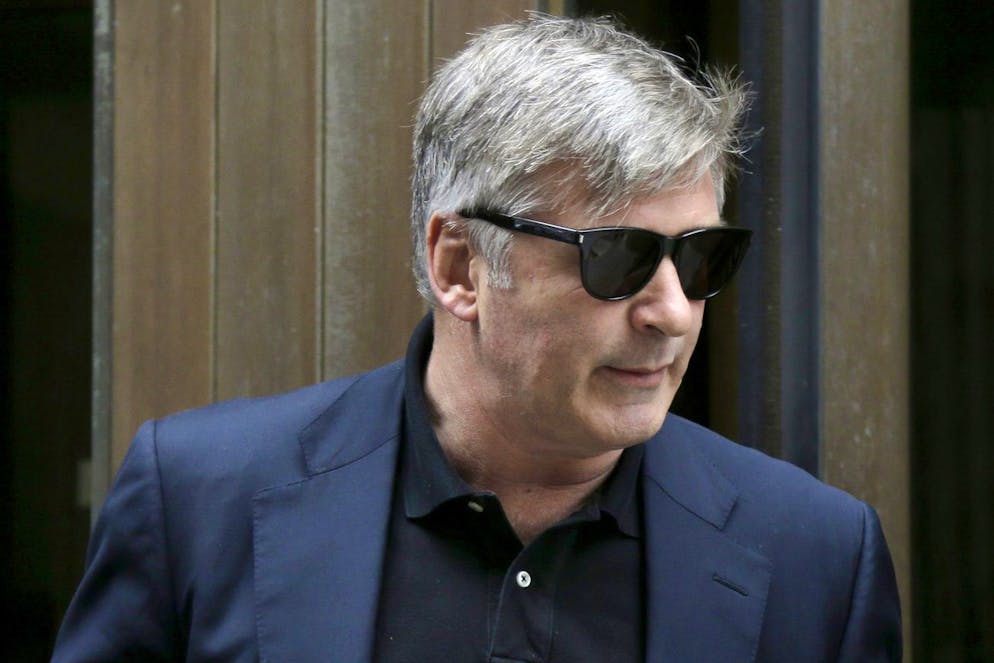L'arme aurait été présentée à Alec Baldwin comme étant inoffensive.