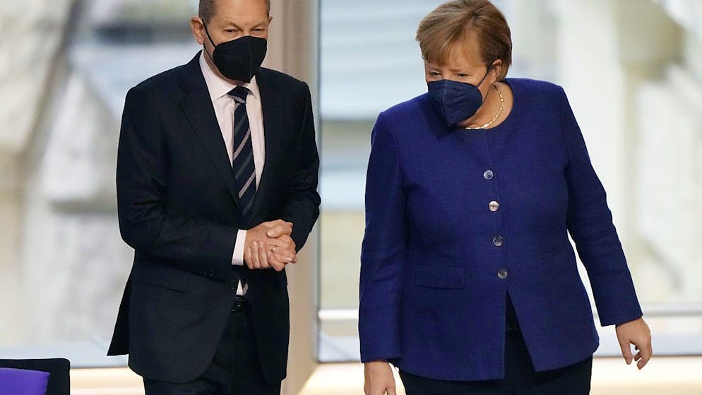 Nel corso della riunione tra Angela Merkel e Olaf Scholz è stato deciso che in Germania saranno vietati i botti di Capodanno