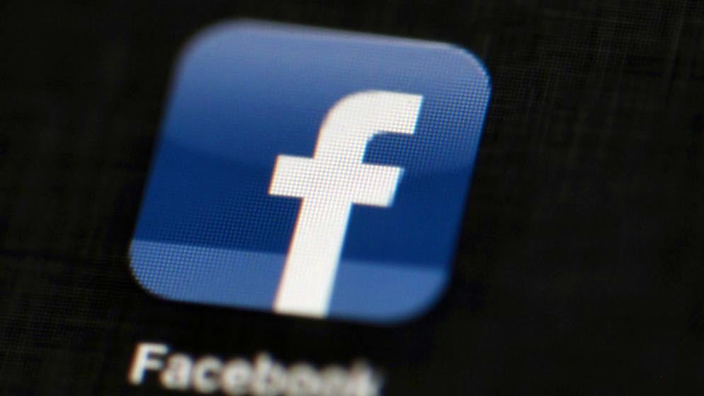 Selon Facebook, il est difficile d'évaluer la portée et l'impact de la campagne de désinformation de V_V, qui a eu lieu sur différentes plateformes (archives).