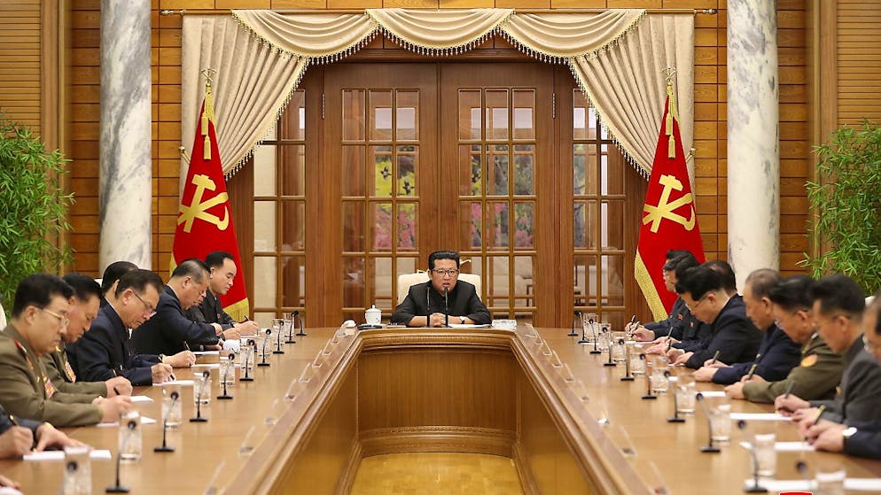 Kim Jong-un ha convocato una riunione del Politburo del Partito dei lavoratori dei lavoratori