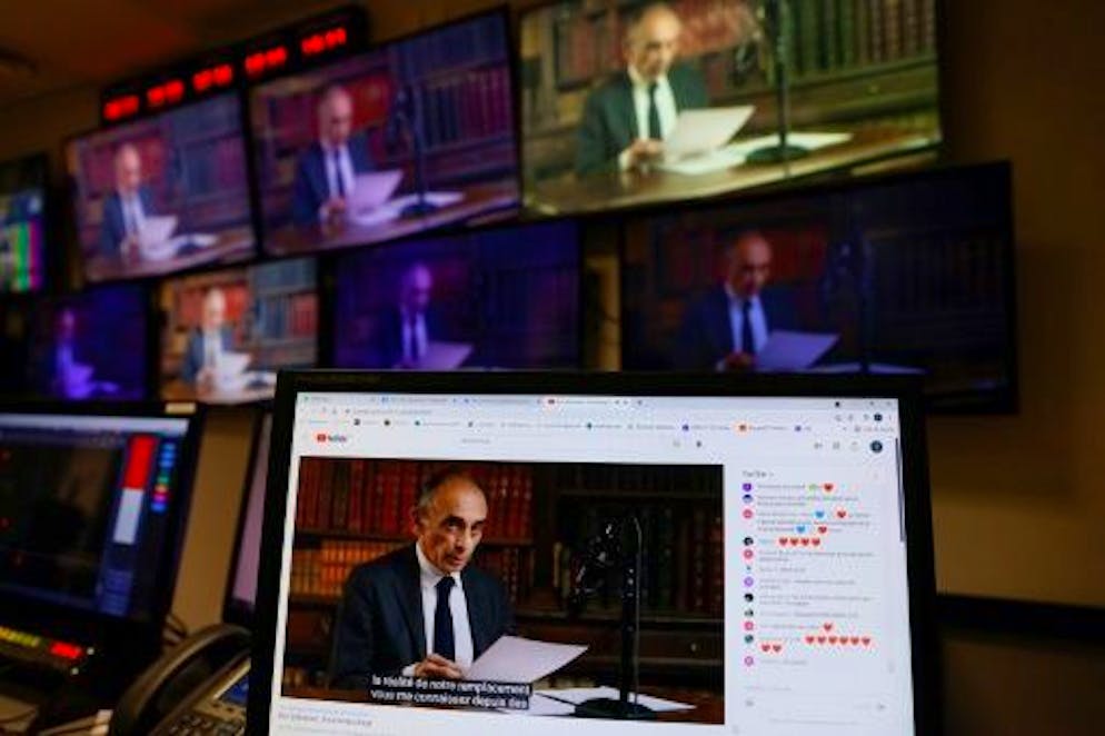 Capture d'écran de la déclaration de candidature de Eric Zemmour dans une vidéo diffusée sur Youtube, le 30 novembre 2021 à Paris