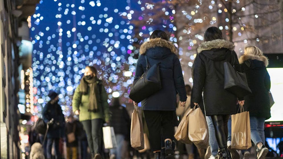 In Svizzera, nelle ultime 24 ore, si sono registrati 9546 nuovi casi di coronavirus.