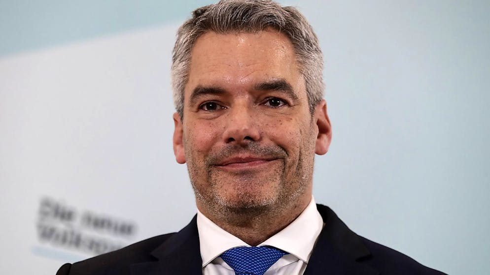 L'attuale ministro degli Interni austriaco Karl Nehammer è stato nominato cancelliere.
