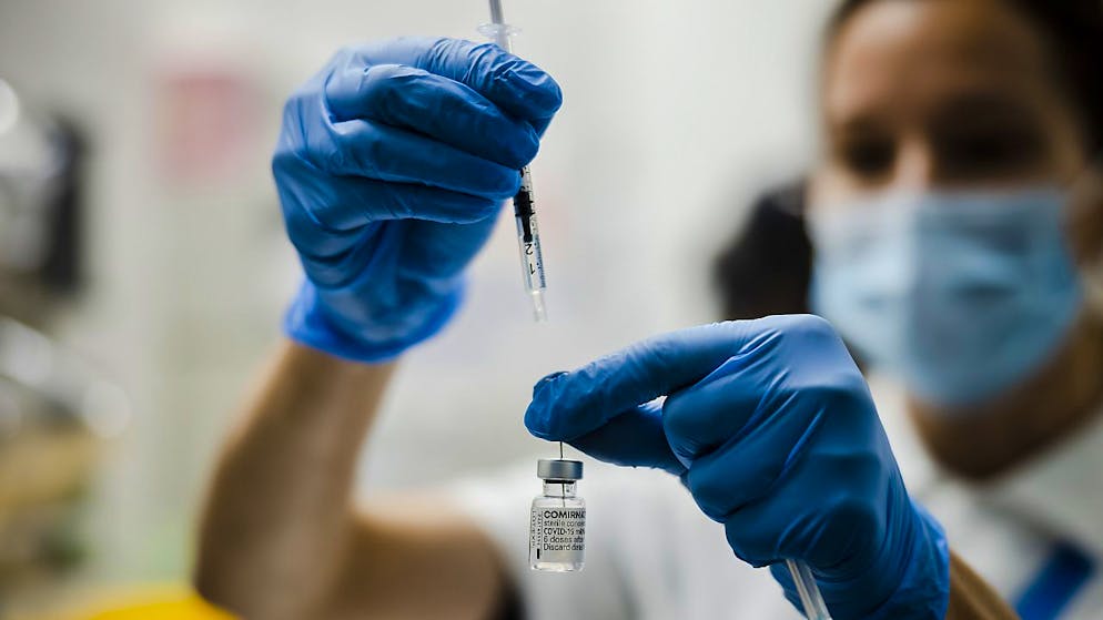 Sotto la soglia dei 10mila nuovi casi anche oggi.