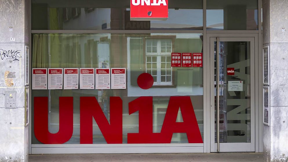 Secondo il sindacato Unia già oggi si lavora troppo e troppo a lungo.