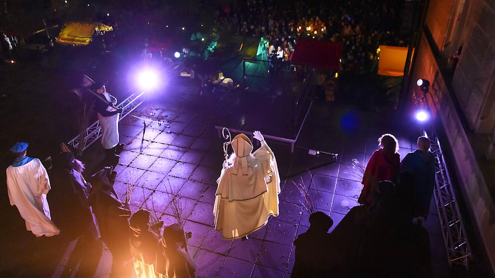 Saint-Nicolas s'est adressé aux citoyens de Fribourg samedi.
