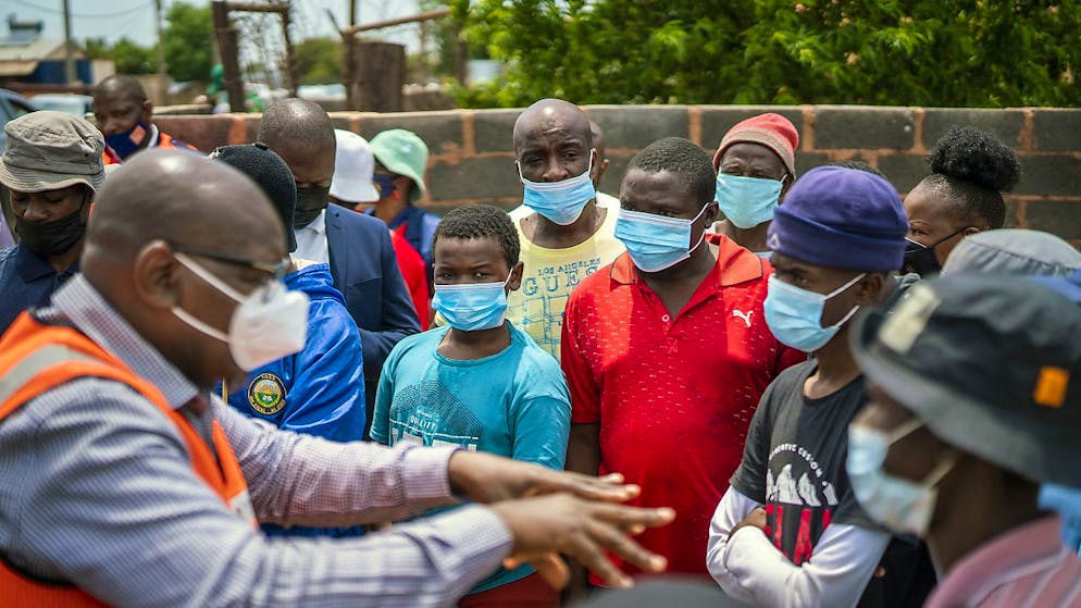Continuano a salire i casi di Covid in Sudafrica, ma il numero di decessi rimane contenuto