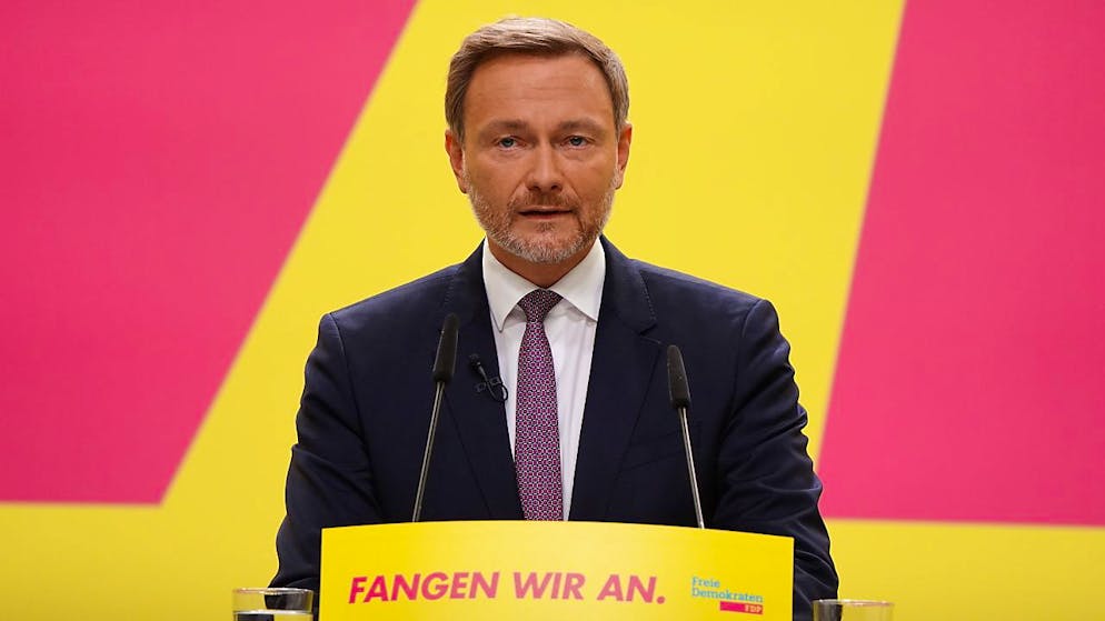 Encourageant les membres du FDP à soutenir la coalition, le chef du parti Christian Lindner a estimé que le nouvel accord gouvernemental était un "nouveau départ pour l'Allemagne".