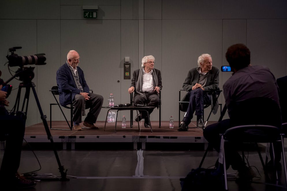 Nella foto, del 2016, un momento di una serata evento sulla storia dell'Accademia di architettura di Mendrisio: da sinistra Peter Zumthor, Mario Botta e Aurelio Galfetti.