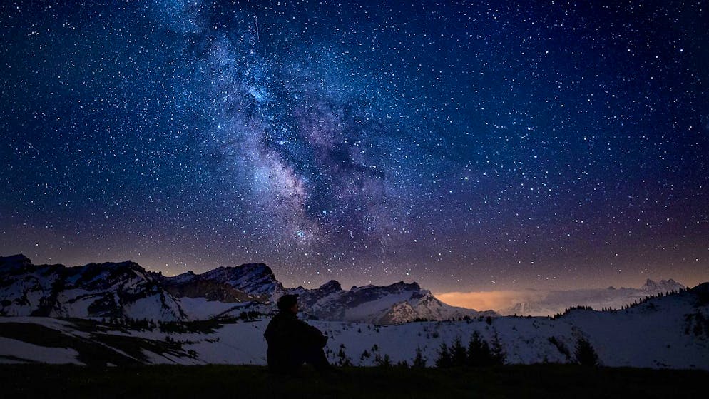 La météorite qui s'est écrasée lundi 29 novembre dans la région de Verbier (VS) n'a pas encore été retrouvée, la zone d'impact n'étant pas facile d'accès et dangereuse en hiver (image symbolique).
