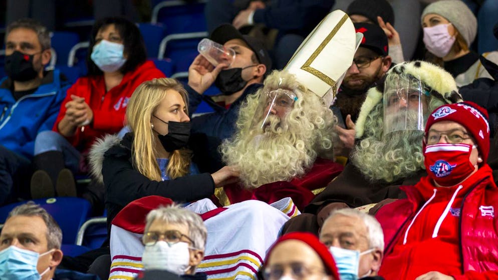 Il ne devrait plus y avoir de masques dans les patinoires si la règle des 2G est appliquée