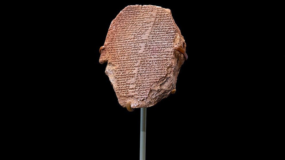 La tablette en argile sur laquelle figure des caractères cunéiformes aurait été volée sur un site archéologique ou dans un musée irakien en 1991, pendant la guerre du Golfe déclenchée après l'invasion du Koweït.