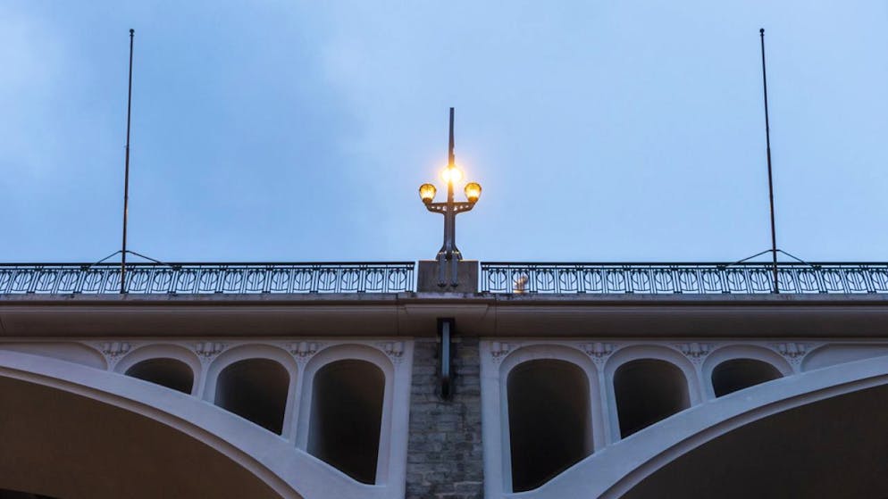 Le pont de Chauderon à Lausanne a retrouvé son allure d'antan, à une exception près: un teint bétonné plus claire que celui de l'époque.
