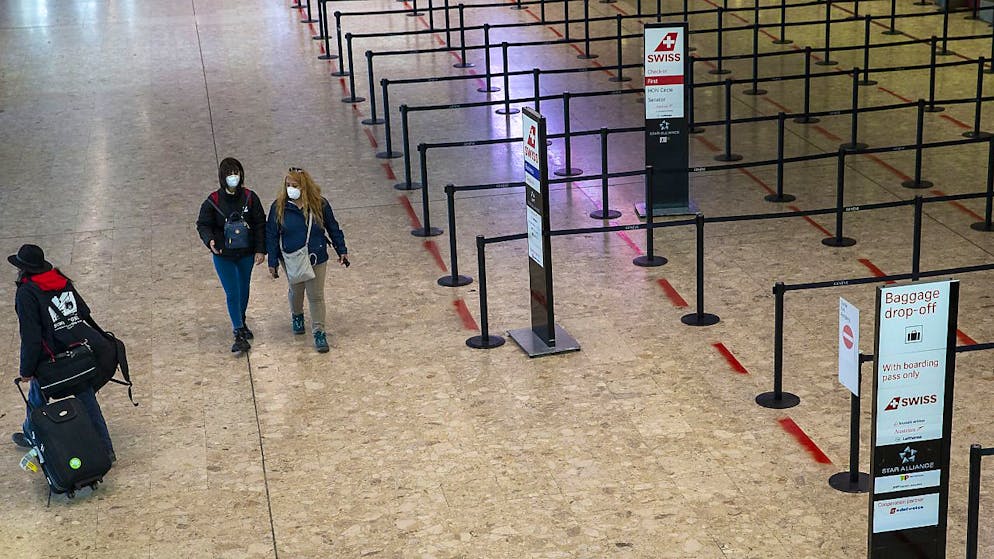 En raison de la pandémie et des restrictions de voyage l'an dernier, les Suisses ont renoncé aux destinations lointaines: les voyages hors Europe ont dégringolé de 71% par rapport à 2019 (photo symbolique).