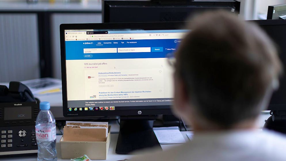 Per l'Unione internazionale delle telecomunicazioni (Uit), istituzione specializzata dell'Onu, solo 4 dei 43 paesi dove la popolazione connessa è minima, offrono abbonamenti alla portata degli utenti (foto simbolica)