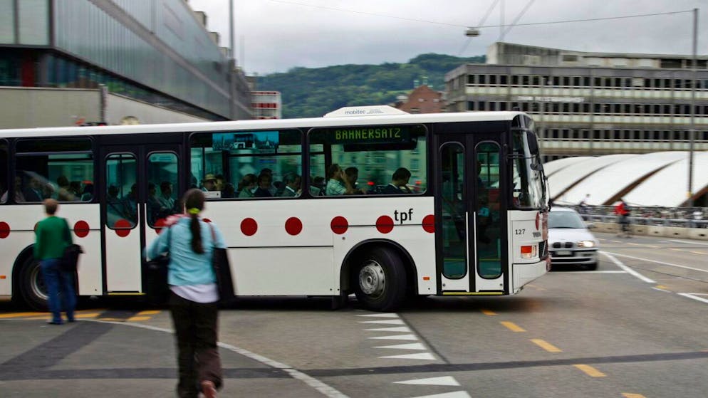 Un bus dell'azienda friburghese dei trasporti pubblici TPF (immagine simbolica)