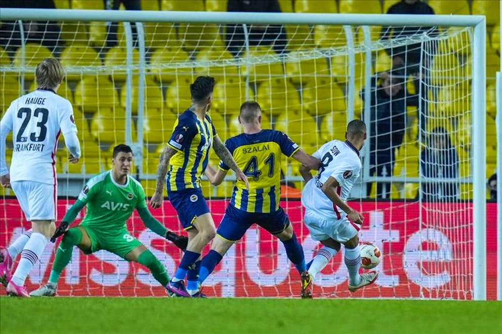 Djibril Sow va a segno