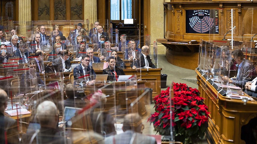 Il Nazionale non vuole un taglio di 21 milioni nelle spese per il personale federale