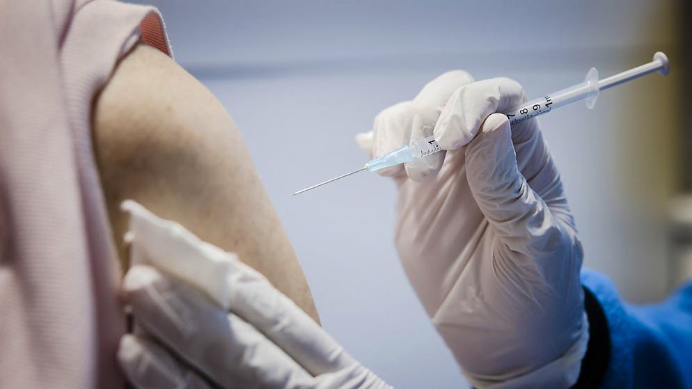 66,30% de la population du pays sont entièrement vaccinés. 36,66% des personnes âgées de 65 ans et plus ont déjà reçu une dose de rappel.
