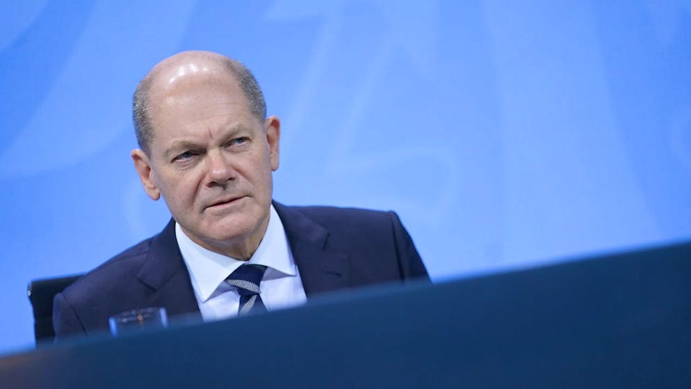 Il governo di Olaf Scholz affila le armi contro il coronavirus: i medici saranno obbligati a vaccinarsi.