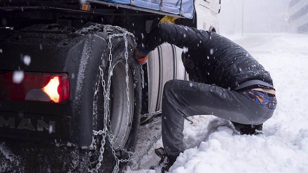 D'importantes chutes de neige ont provoqué des difficultés de circulation vendredi matin en Rhône-Alpes, où quatre départements sont placés en vigilance orange (illustration).