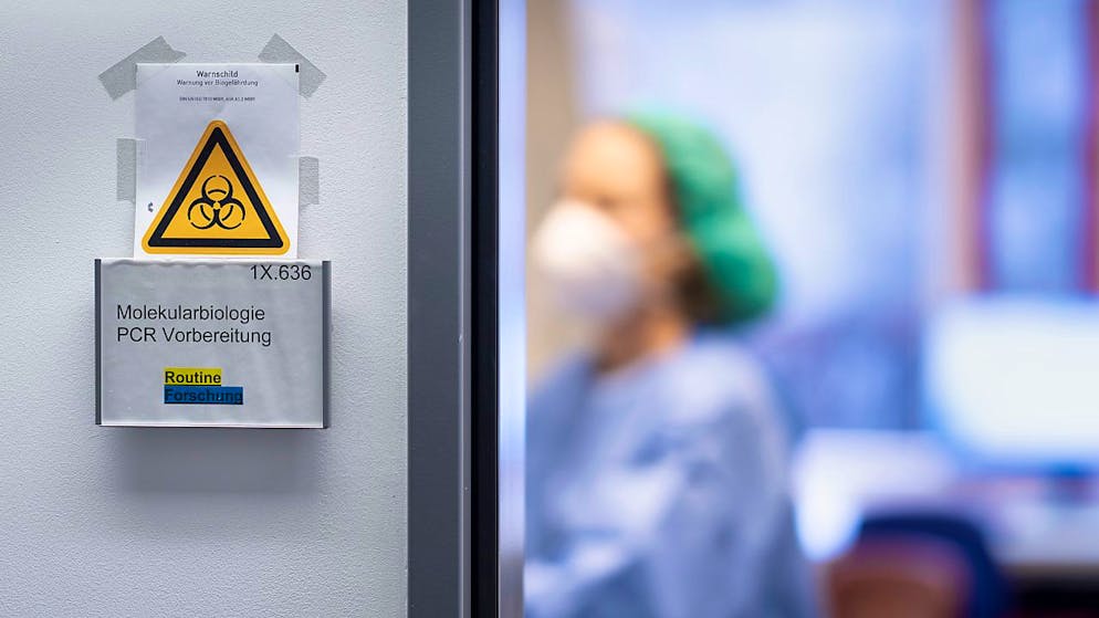 Nel 2020 la pandemia di coronavirus ha avuto un forte impatto sul sistema sanitario elvetico. Immagine d'archivio.