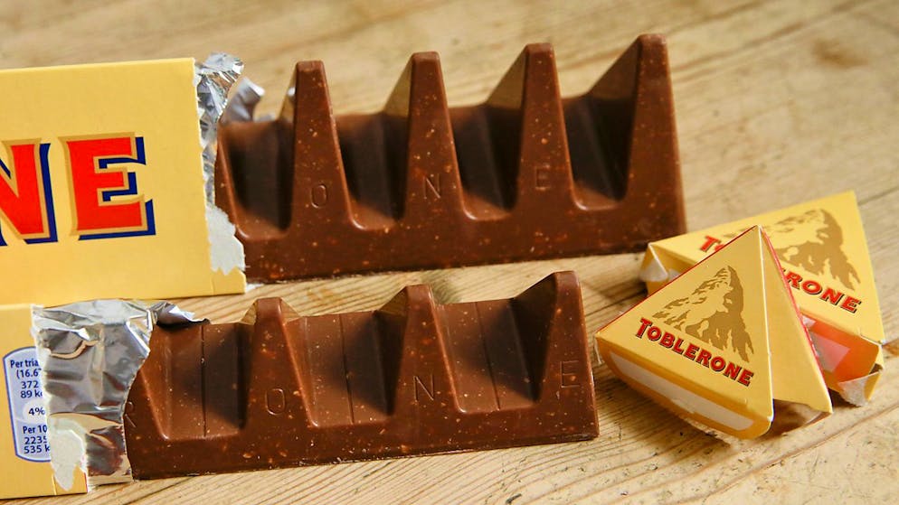 Toblerone è venduto in più di 100 paesi ed è molto conosciuto per le sue barre di cioccolato triangolari in omaggio al Cervino (foto d'archivio)