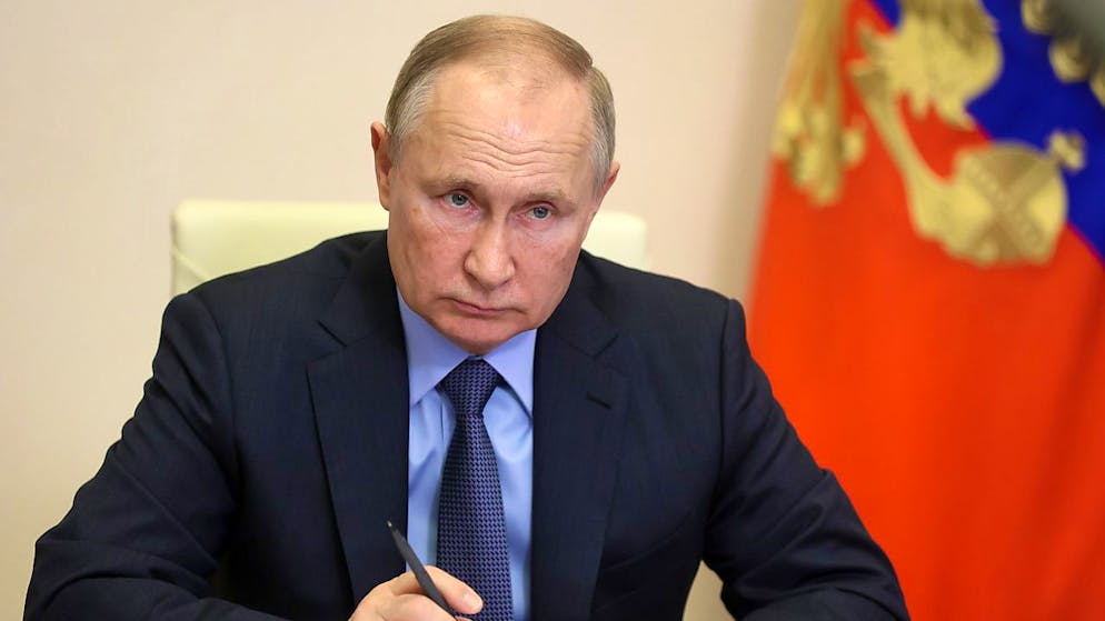 Vladimir Poutine veut exclure l'élargissement futur de l'Alliance à l'Est "et le déploiement de systèmes d'armement menaçant la Russie en Ukraine et dans d'autres Etats voisins".